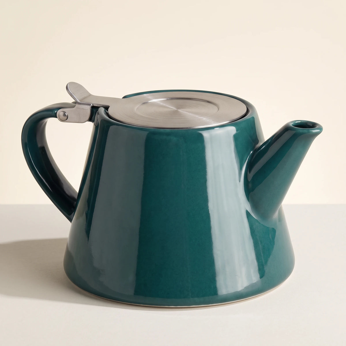 Muse ceramic teapot with infuser, Jade Green, side view
