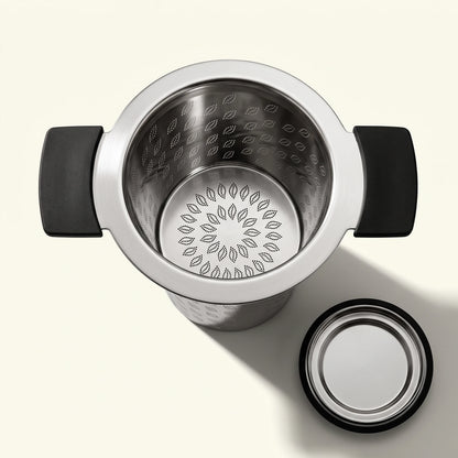 Perfect tea infuser, top view of the fine mesh basket