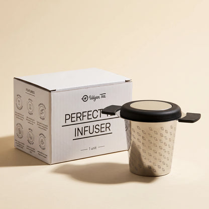 Perfect tea infuser, next to its box