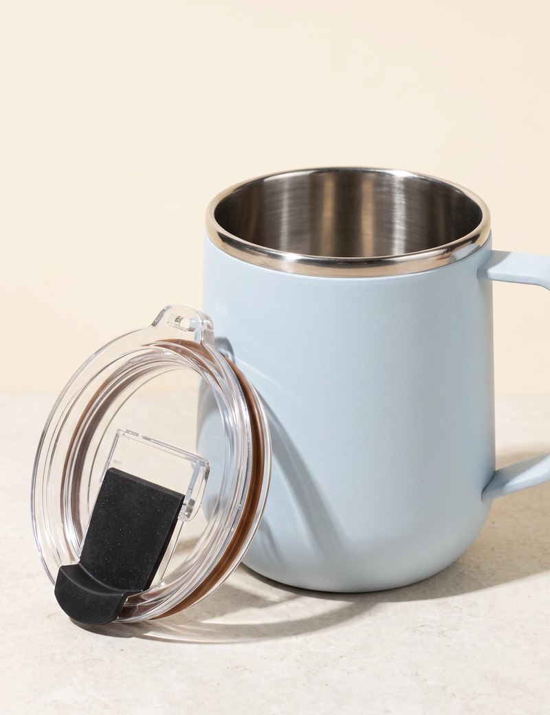 Pulse travel mug, Frost Blue, with the lid beside it